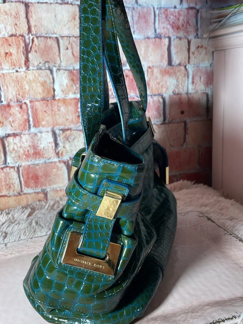 Michael Kors Green Croc-Embossed Patent Leather Shoulder Bag - Unbranded